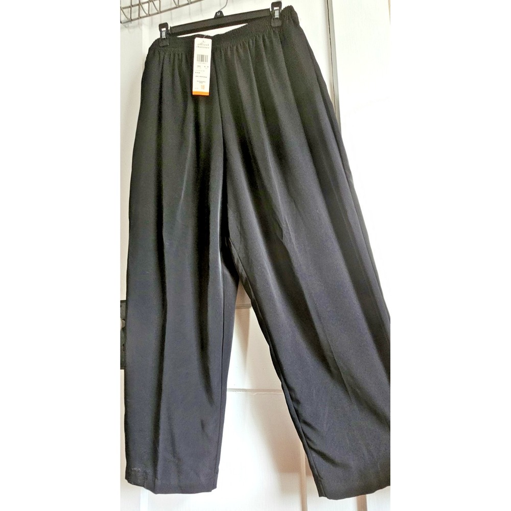 NWT alfred dunner black pull on pants woman Sz 18 proportioned short